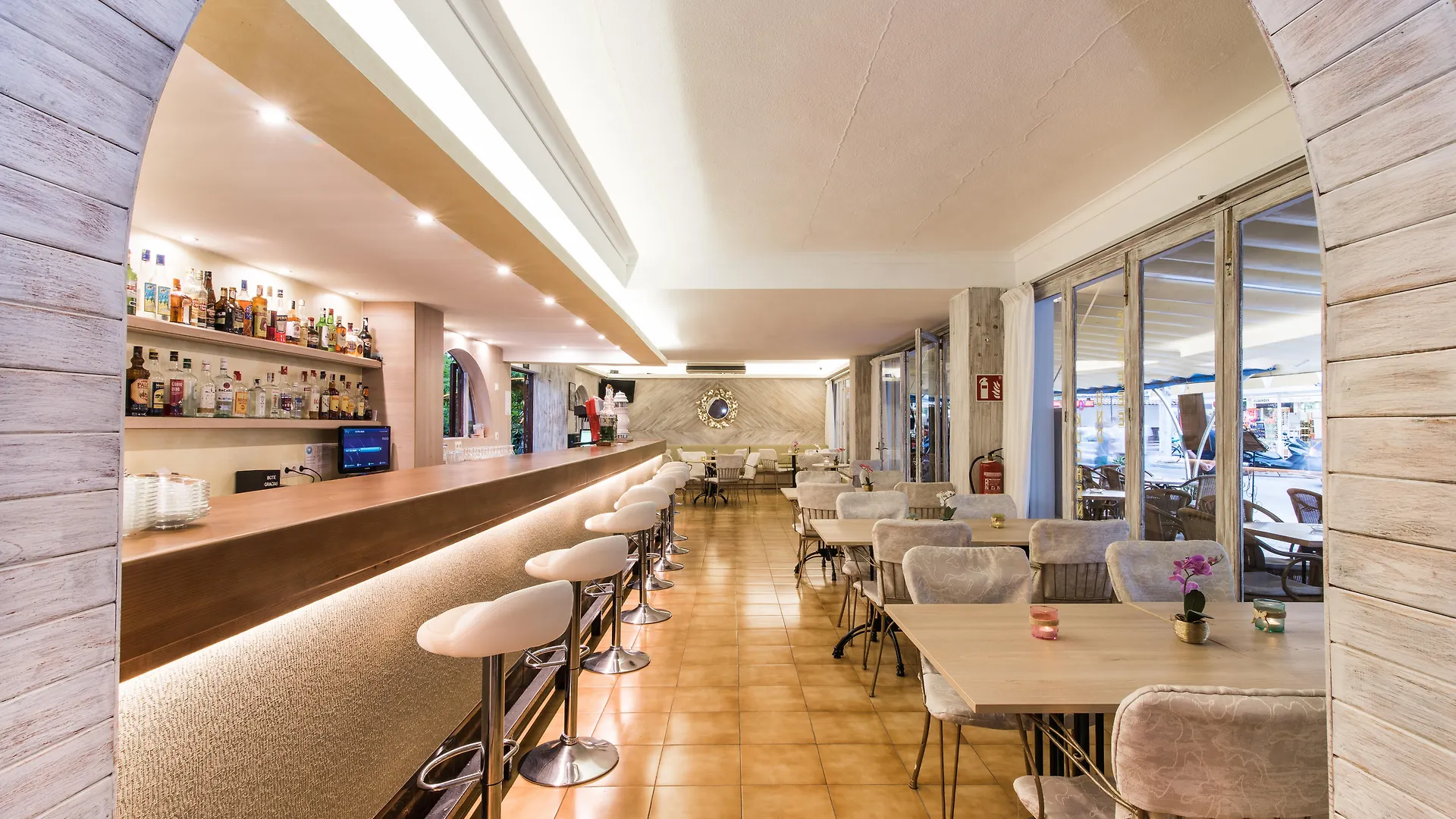 ****  Hotel Baviera Cala Ratjada  Spain